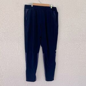 Under Armour ua squad warm-up pant/joggers with size zipper on the leg size XLT
